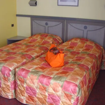 Inter-hotel Garden's Hotel